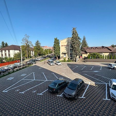 Hotel Turist Falticeni Luaran gambar