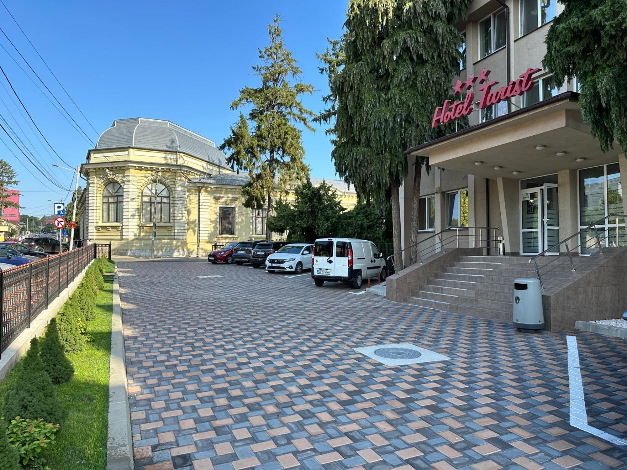 Hotel Turist Falticeni Luaran gambar