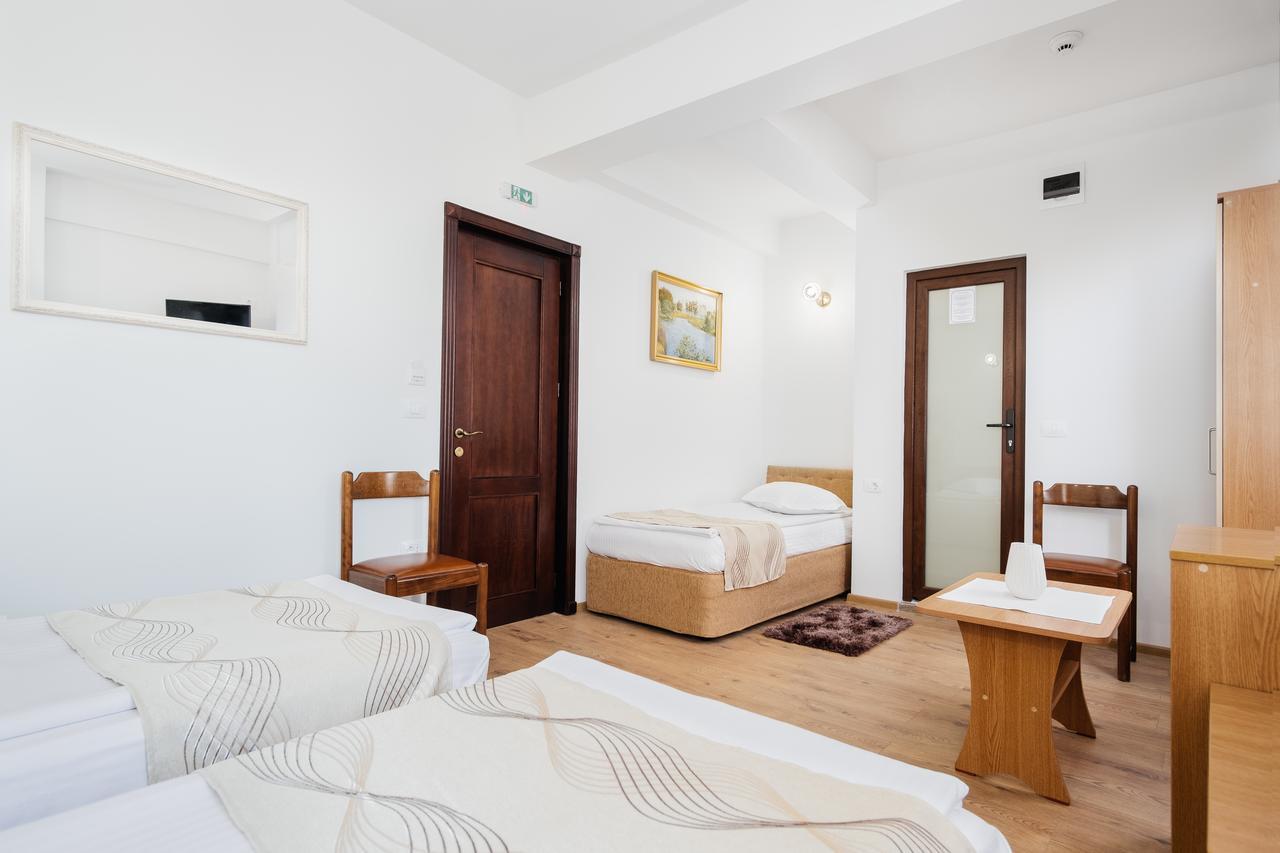 Hotel Turist Falticeni Luaran gambar