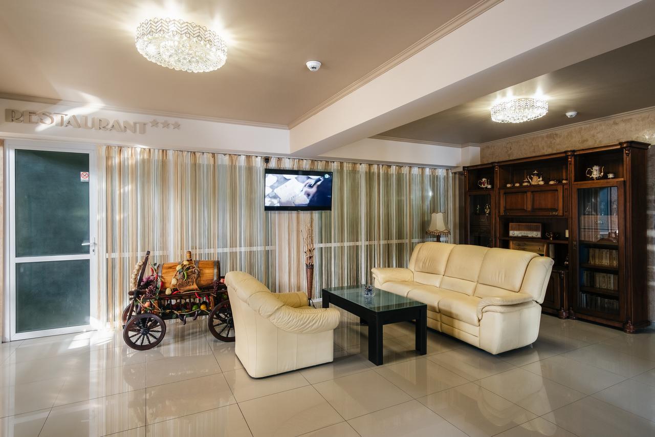 Hotel Turist Falticeni Luaran gambar